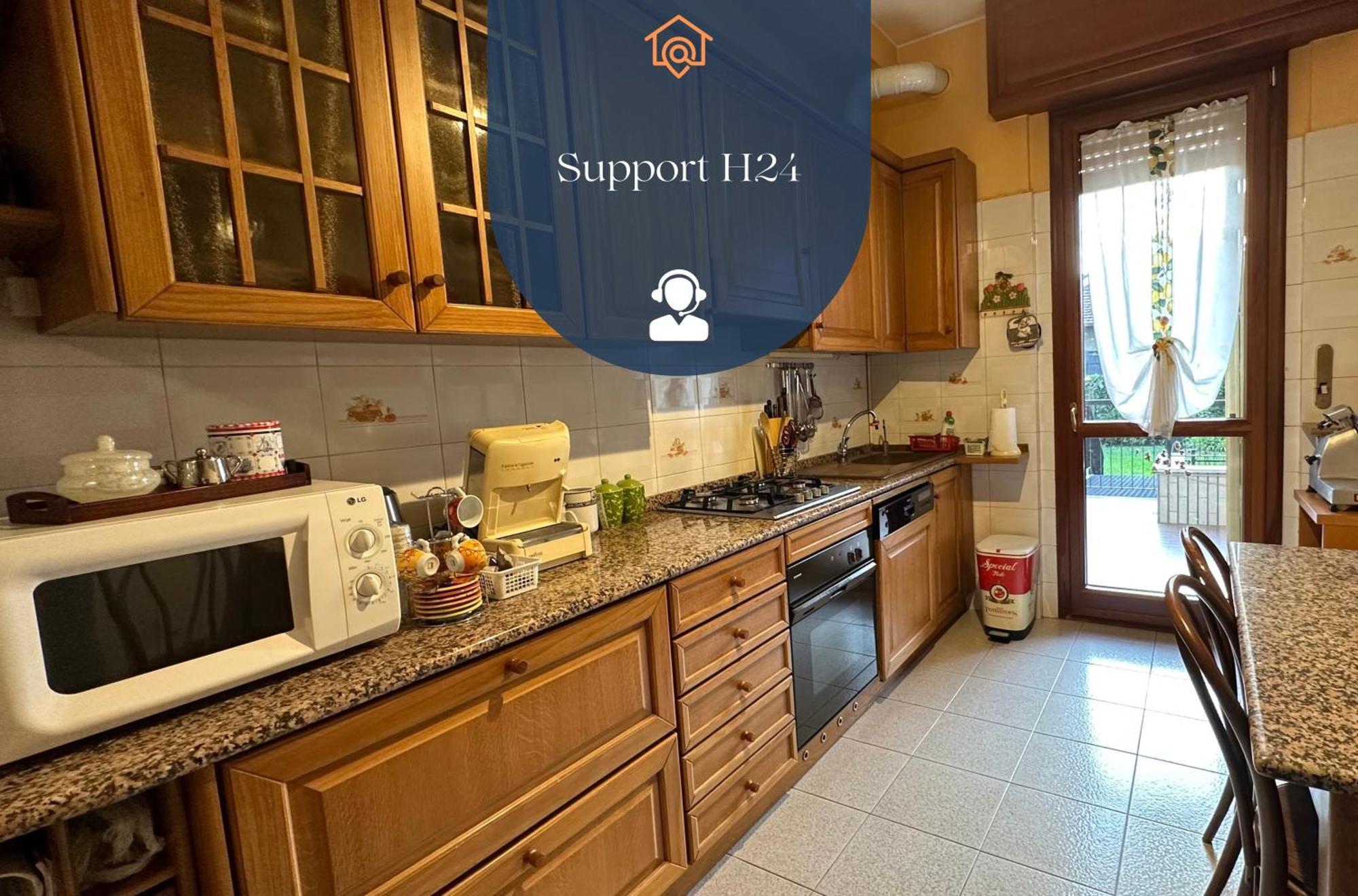 Dehomes - Two Bedrooms, Terrace, Wi-Fi, Tram To Centre & Rho Fiera Milan Bagian luar foto